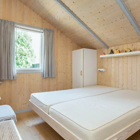 Holiday Iv Vakantiehuis *